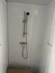 କଣ୍ଟେନର ଜାହାଜ ବିକ୍ରୟ ପାଇଁ