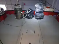 କାର୍ଯ୍ୟକାରୀ ନୌକା ବିକ୍ରୟ ପାଇଁ