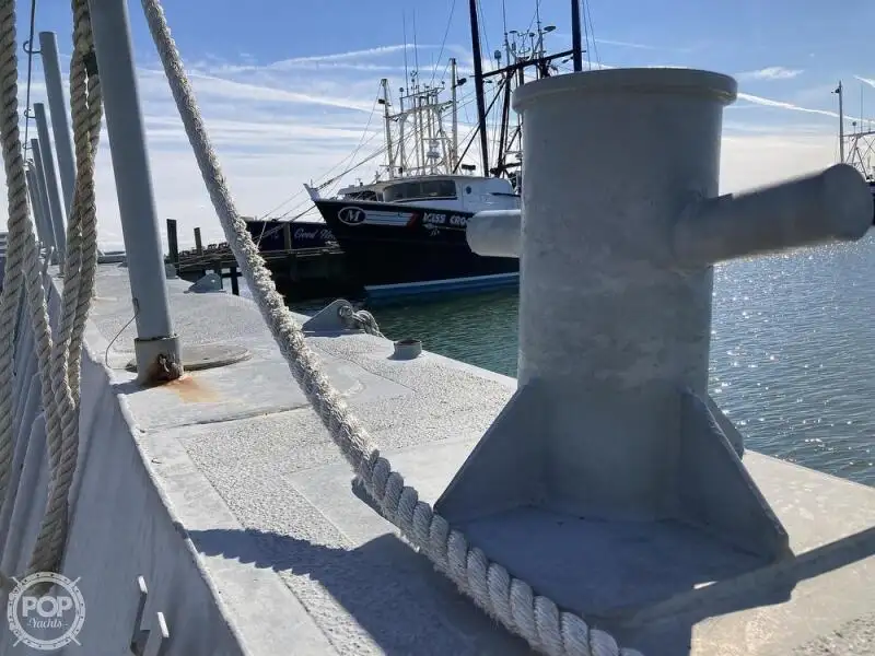 ଲ୍ୟାଣ୍ଡିଂ କ୍ରାଫ୍ଟ୍, ଟ୍ୟାଙ୍କ୍ ବିକ୍ରୟ ପାଇଁ