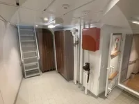 ପର୍ସ ସେନେର ବିକ୍ରୟ ପାଇଁ