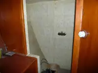 ପାଟ୍ରୋଲ୍ ନୌକା ବିକ୍ରୟ ପାଇଁ