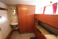ଫ୍ଲୋଟିଂ ହୋଟେଲ୍ ବିକ୍ରୟ ପାଇଁ