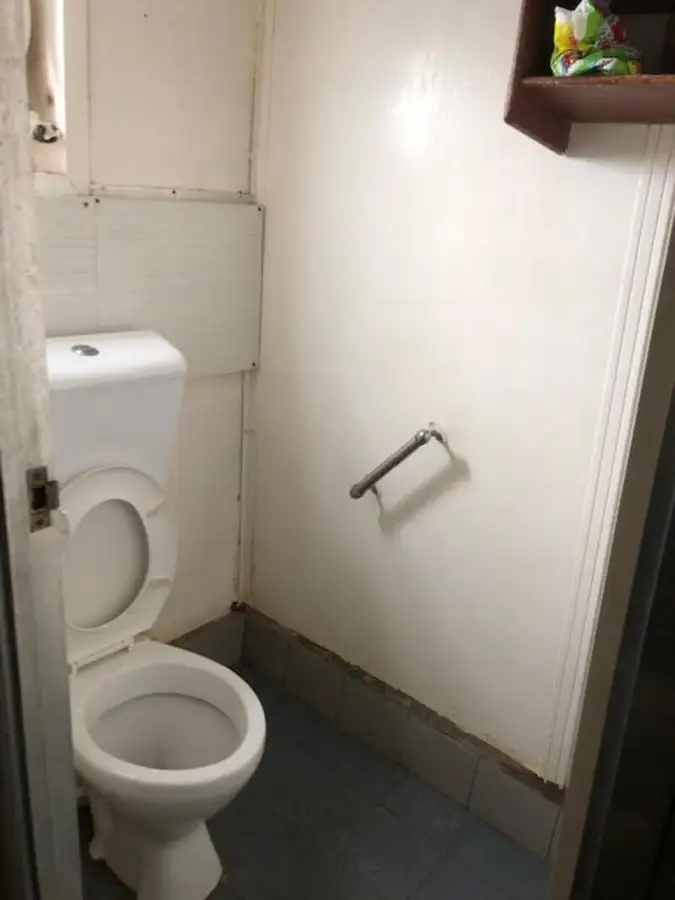 ଟୋବୋଟ୍ ବିକ୍ରୟ ପାଇଁ