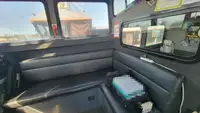 କଣ୍ଟେନର ଜାହାଜ ବିକ୍ରୟ ପାଇଁ