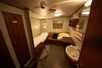 ରୋ-ରୋ ଜାହାଜ ବିକ୍ରୟ ପାଇଁ