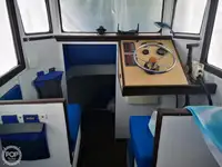 ମାଛ ପ୍ରକ୍ରିୟାକରଣ ନୌ ବିକ୍ରୟ ପାଇଁ