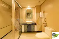 କ୍ରୁଜ୍ ଜାହାଜ ବିକ୍ରୟ ପାଇଁ