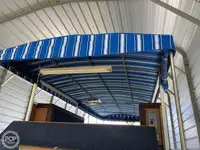 କ୍ରୁଜ୍ ଜାହାଜ ବିକ୍ରୟ ପାଇଁ