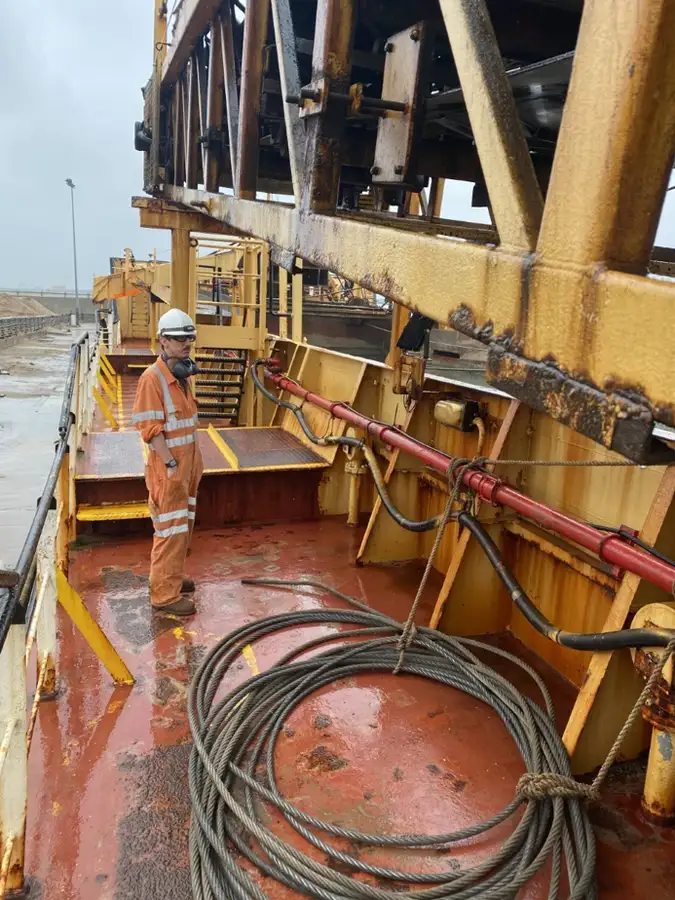 ଡ୍ରେଜର ବିକ୍ରୟ ପାଇଁ