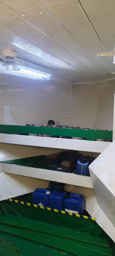 ସପ୍ଲାୟ ଜାହାଜ ବିକ୍ରୟ ପାଇଁ