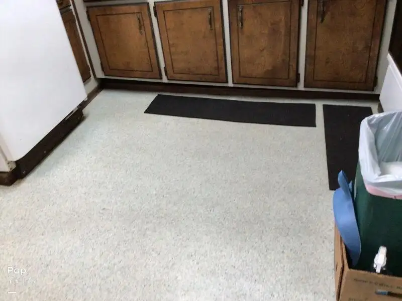 ଟ୍ରଲର ବିକ୍ରୟ ପାଇଁ