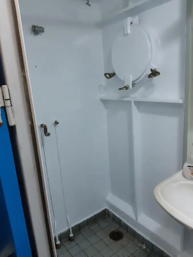 ଟୋବୋଟ୍ ବିକ୍ରୟ ପାଇଁ