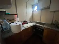 କାର୍ଯ୍ୟକାରୀ ନୌକା ବିକ୍ରୟ ପାଇଁ