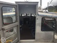 କ୍ରୁ ବୋଟ୍ ବିକ୍ରୟ ପାଇଁ