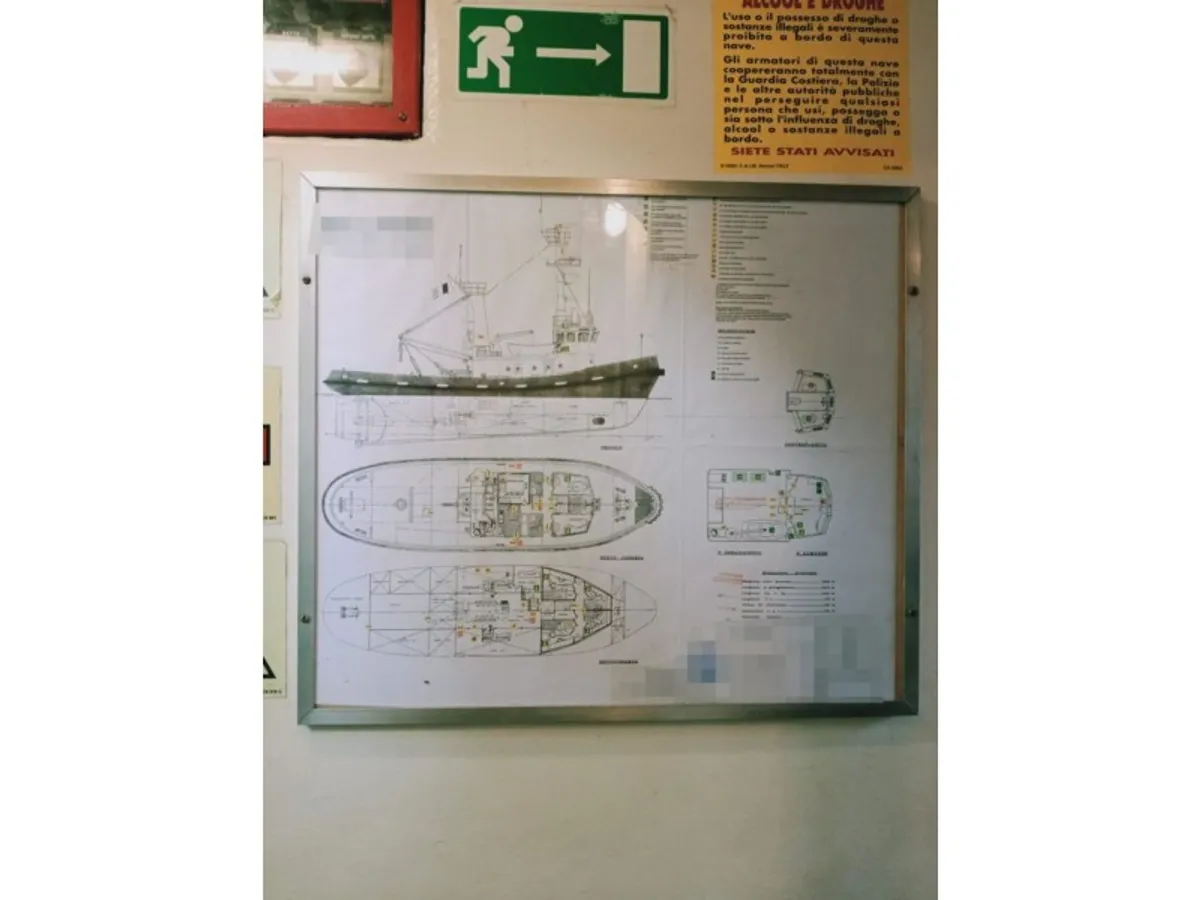 ଟଗବୋଟ୍ ବିକ୍ରୟ ପାଇଁ