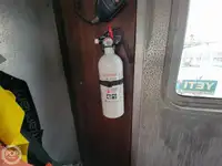 ଲାଇଫବୋଟ୍ ବିକ୍ରୟ ପାଇଁ