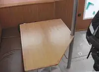 କାର୍ଯ୍ୟକାରୀ ନୌକା ବିକ୍ରୟ ପାଇଁ