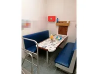 କ୍ରୁ ବୋଟ୍ ବିକ୍ରୟ ପାଇଁ