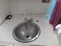 କ୍ରୁ ବୋଟ୍ ବିକ୍ରୟ ପାଇଁ