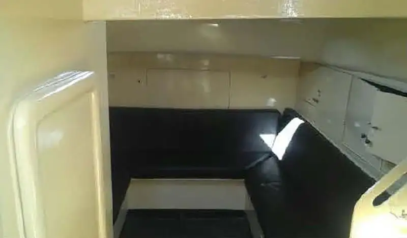 ପାଇଲଟ୍ ବୋଟ୍ ବିକ୍ରୟ ପାଇଁ