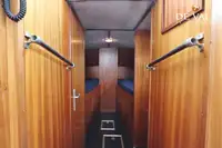 ପାଟ୍ରୋଲ୍ ନୌକା ବିକ୍ରୟ ପାଇଁ