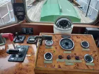 ପାଇଲଟ୍ ବୋଟ୍ ବିକ୍ରୟ ପାଇଁ
