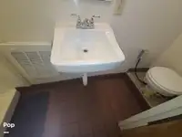 ଟ୍ରଲର ବିକ୍ରୟ ପାଇଁ