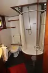 କ୍ରୁଜ୍ ଜାହାଜ ବିକ୍ରୟ ପାଇଁ