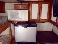 ଟୋବୋଟ୍ ବିକ୍ରୟ ପାଇଁ