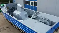 କାର୍ଯ୍ୟକାରୀ ନୌକା ବିକ୍ରୟ ପାଇଁ