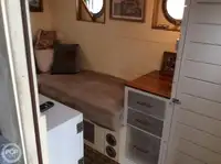 ଟୋବୋଟ୍ ବିକ୍ରୟ ପାଇଁ