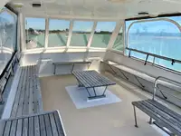 କ୍ରୁଜ୍ ଜାହାଜ ବିକ୍ରୟ ପାଇଁ