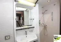 କ୍ରୁଜ୍ ଜାହାଜ ବିକ୍ରୟ ପାଇଁ