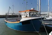କାର୍ଯ୍ୟକାରୀ ନୌକା ବିକ୍ରୟ ପାଇଁ