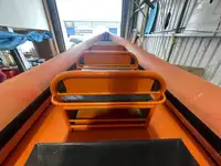କାର୍ଯ୍ୟକାରୀ ନୌକା ବିକ୍ରୟ ପାଇଁ