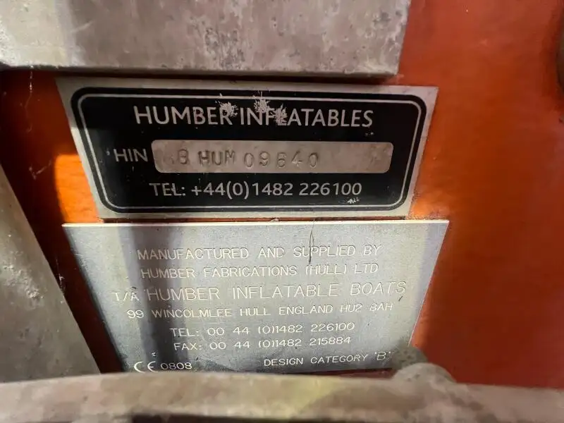 କାର୍ଯ୍ୟକାରୀ ନୌକା ବିକ୍ରୟ ପାଇଁ