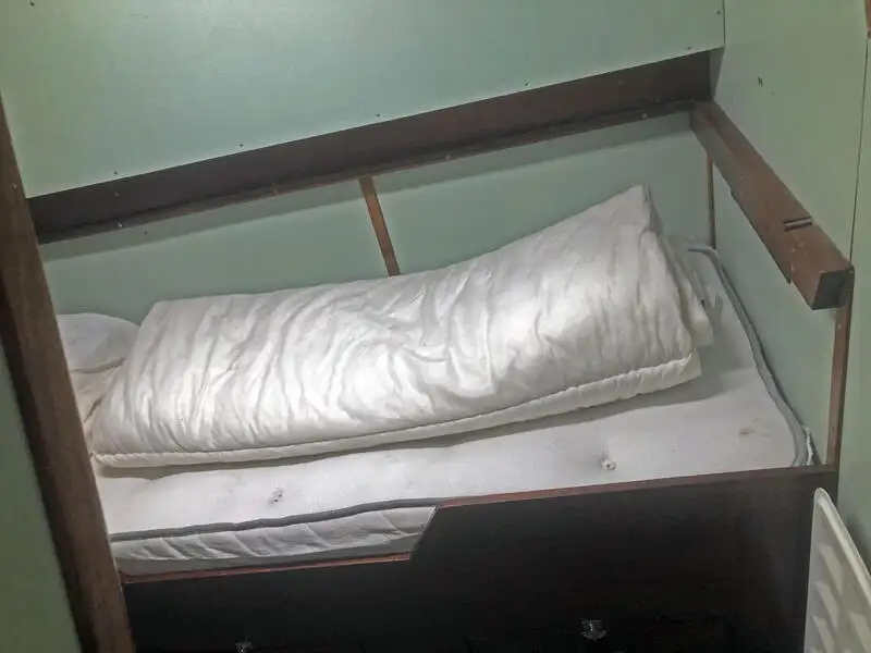 ଟୋବୋଟ୍ ବିକ୍ରୟ ପାଇଁ