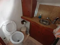 କାର୍ଯ୍ୟକାରୀ ନୌକା ବିକ୍ରୟ ପାଇଁ