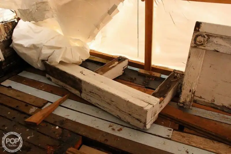 ଫେରୀ ଜାହାଜ ବିକ୍ରୟ ପାଇଁ
