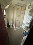 କ୍ରୁଜ୍ ଜାହାଜ ବିକ୍ରୟ ପାଇଁ