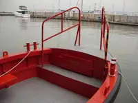 କାର୍ଯ୍ୟକାରୀ ନୌକା ବିକ୍ରୟ ପାଇଁ