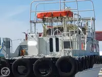 କ୍ରୁ ବୋଟ୍ ବିକ୍ରୟ ପାଇଁ