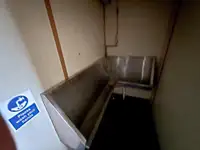 କ୍ରୁଜ୍ ଜାହାଜ ବିକ୍ରୟ ପାଇଁ