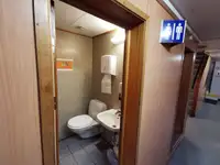 ରୋ-ରୋ ଜାହାଜ ବିକ୍ରୟ ପାଇଁ