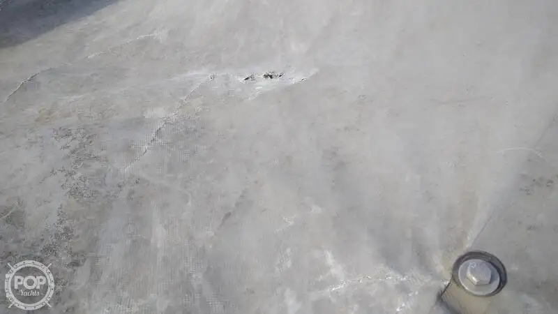 କଣ୍ଟେନର ଜାହାଜ ବିକ୍ରୟ ପାଇଁ