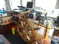 କାର୍ଯ୍ୟକାରୀ ନୌକା ବିକ୍ରୟ ପାଇଁ