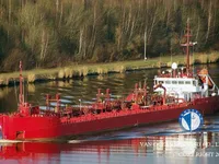 ତୈଳ/ରସାୟନିକ ଟ୍ୟାଙ୍କର ବିକ୍ରୟ ପାଇଁ