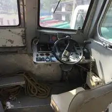 କାର୍ଯ୍ୟକାରୀ ନୌକା ବିକ୍ରୟ ପାଇଁ