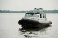 ପାଟ୍ରୋଲ୍ ନୌକା ବିକ୍ରୟ ପାଇଁ