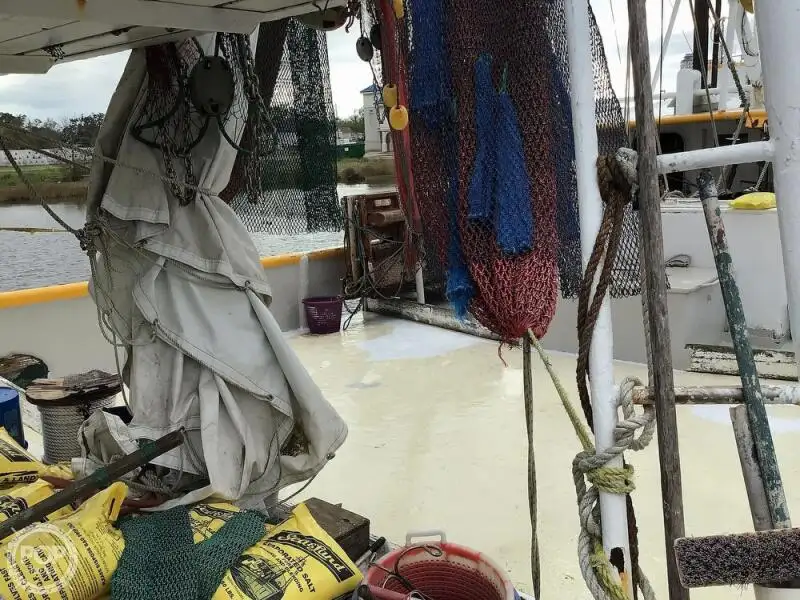 ଟ୍ରଲର ବିକ୍ରୟ ପାଇଁ